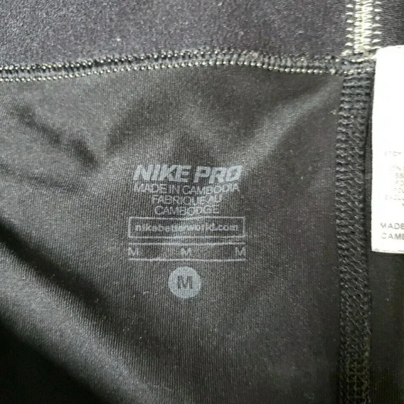 Nike Pro Women's Size M Leggings Capri Pants Black Nylon Pull On - Picture 5 of 9